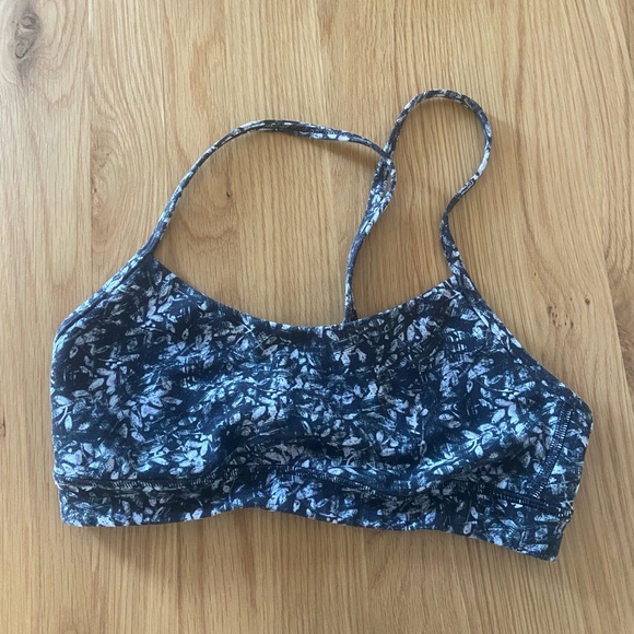 Lululemon Flow Y Bra *Nulu Sz 6 Leafy Imprint - Picture 1 of 2